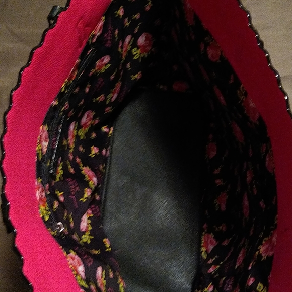 Betsey Johnson Tote with bonus wristlet - Picture 5 of 5